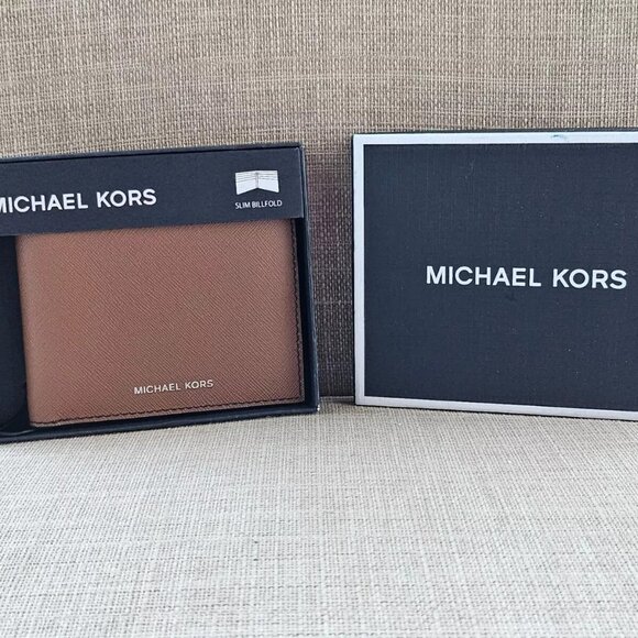 Michael Kors Men Wallet Card Holder Brown Leather Billfold Cardholder Purse $98 - Picture 1 of 12